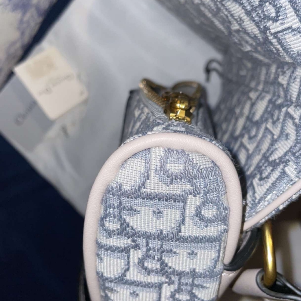 Dior Luxury Monogram Saddle Bag - Picture 5 of 16